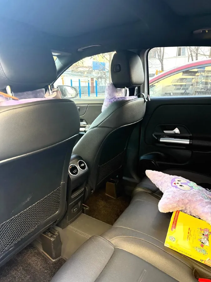 2020 Mercedes-Benz GLA Class 1.3T 163HP L4 7DCT,autocango,china used car exporter,china ev exporter,chinese used car exporter,chinese used ev exporter