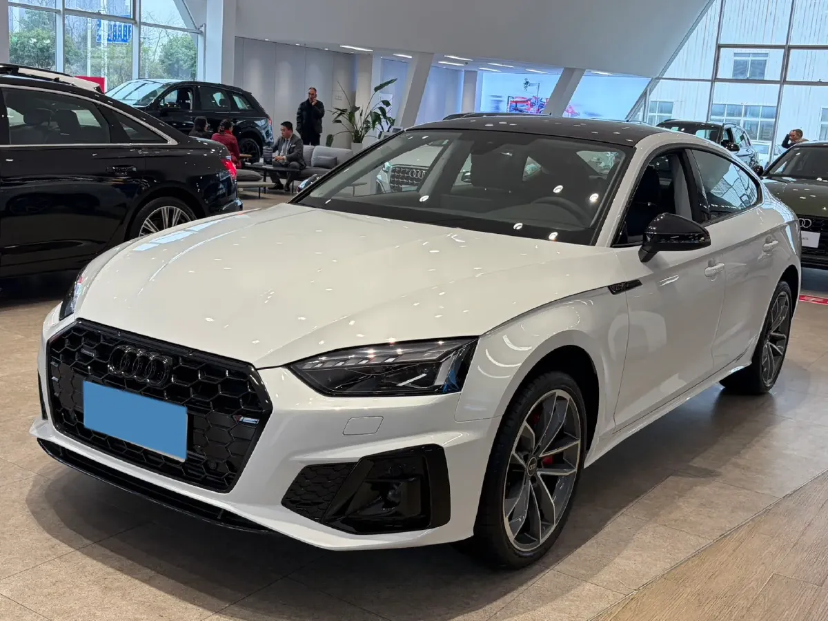 2024 Audi A5 2.0T 204HP L4 7DCT,autocango,china used car exporter,china ev exporter,chinese used car exporter,chinese used ev exporter