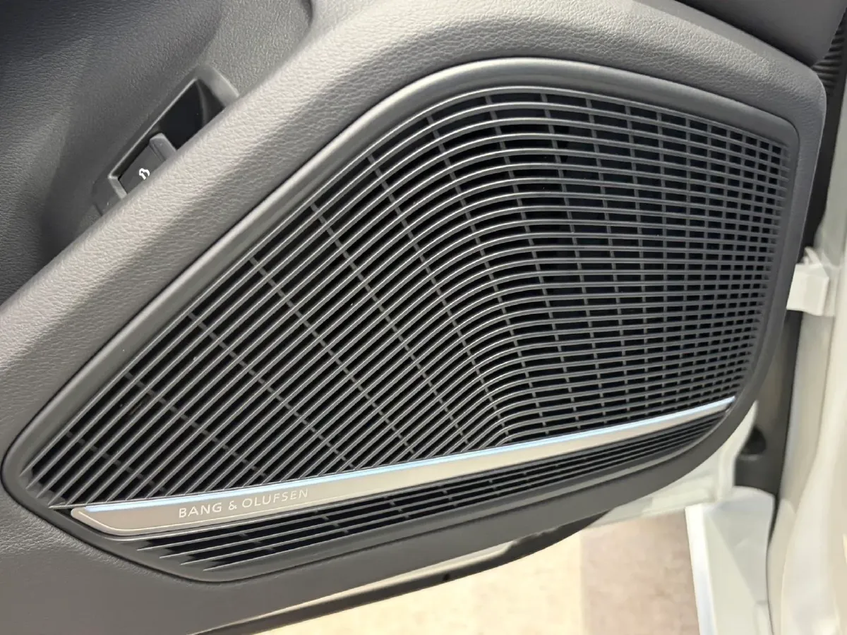 2024 Audi A5 2.0T 204HP L4 7DCT,autocango,china used car exporter,china ev exporter,chinese used car exporter,chinese used ev exporter