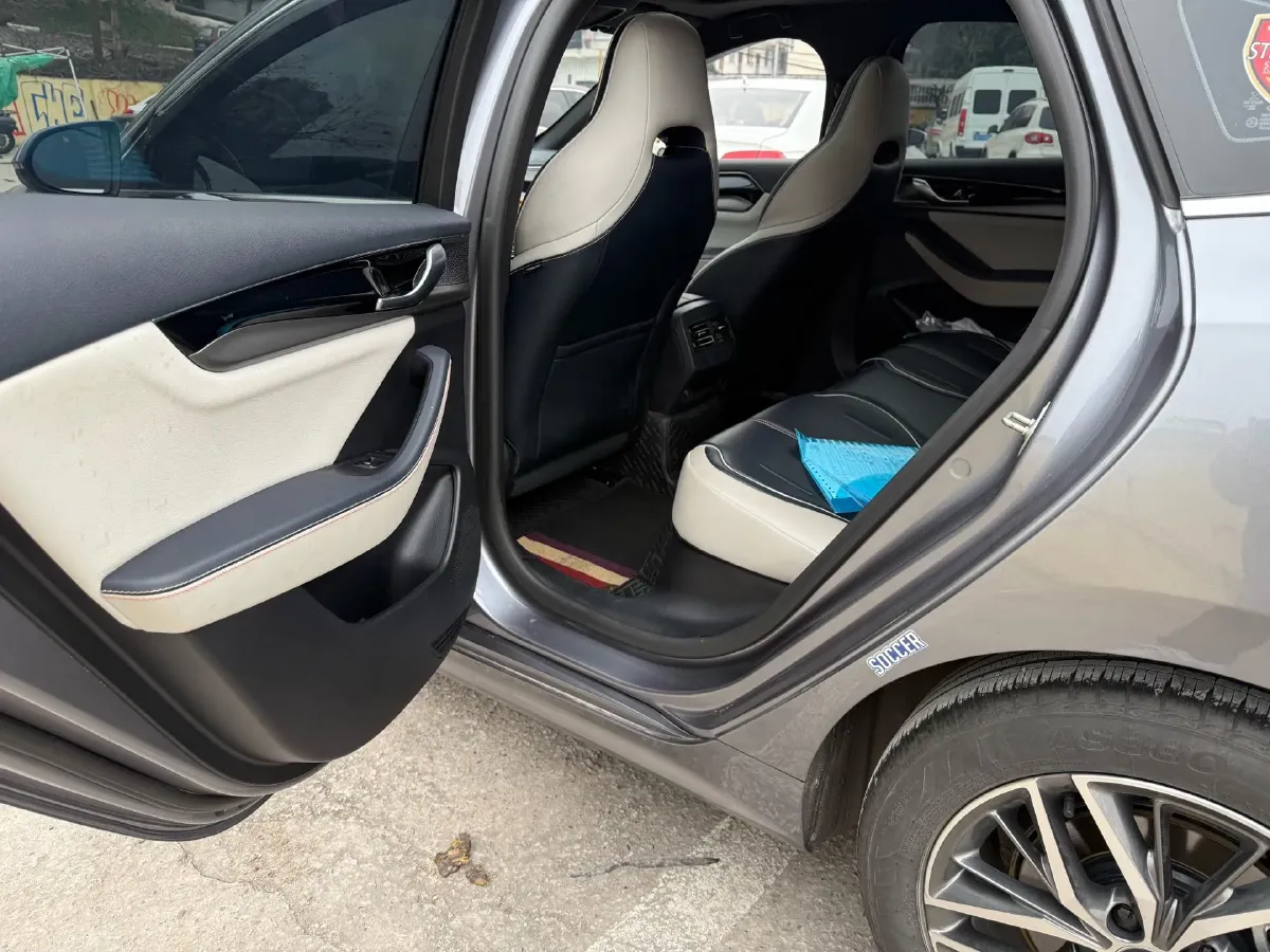 2021 Haval F7 1.5T 169HP L4 7DCT,autocango,china used car exporter,china ev exporter,chinese used car exporter,chinese used ev exporter