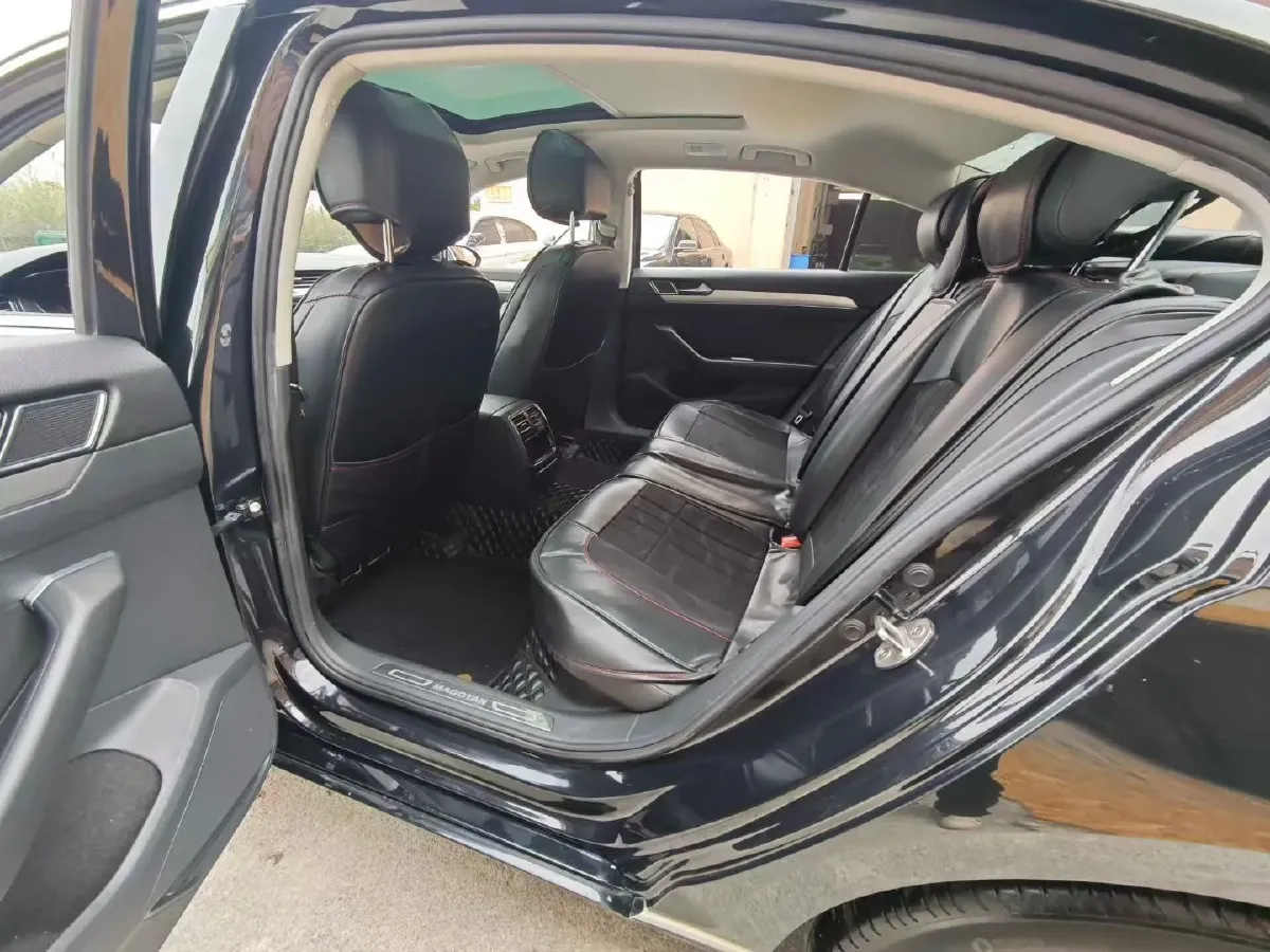 2019 Chevrolet Malibu XL 2.0T 241HP L4 9AT,autocango,china used car exporter,china ev exporter,chinese used car exporter,chinese used ev exporter