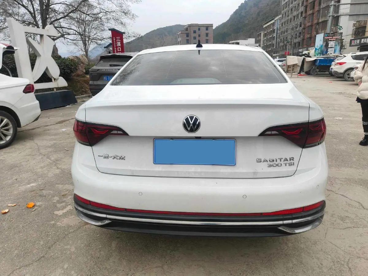 2023 Volkswagen Sagitar 1.5T 160HP L4 7DCT,autocango,china used car exporter,china ev exporter,chinese used car exporter,chinese used ev exporter