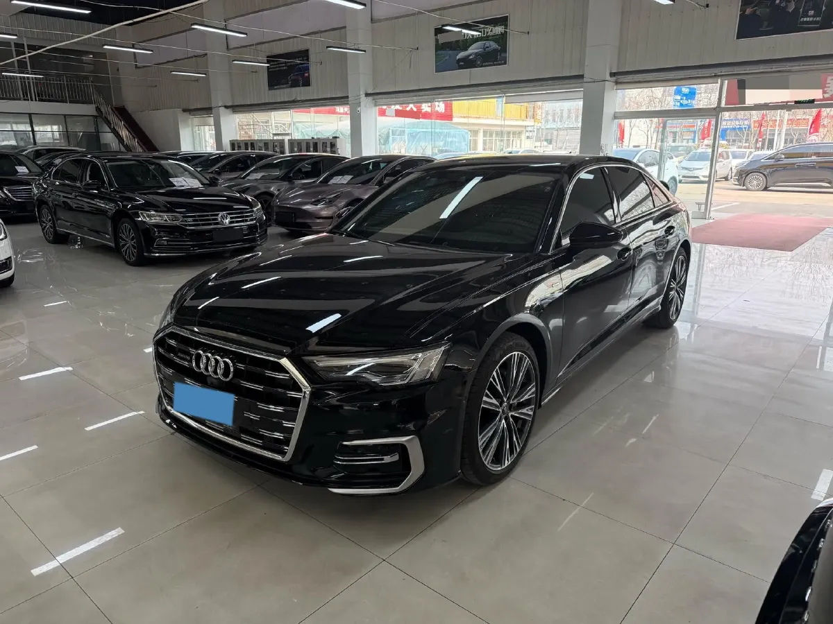 2023 Audi A6L 2.0T 245HP L4 7DCT,autocango,china used car exporter,china ev exporter,chinese used car exporter,chinese used ev exporter