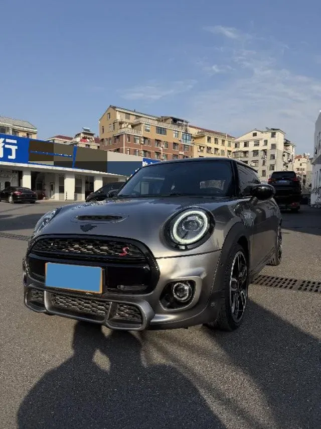 2021 MINI MINI 2.0T 192HP L4 7DCT,autocango,china used car exporter,china ev exporter,chinese used car exporter,chinese used ev exporter