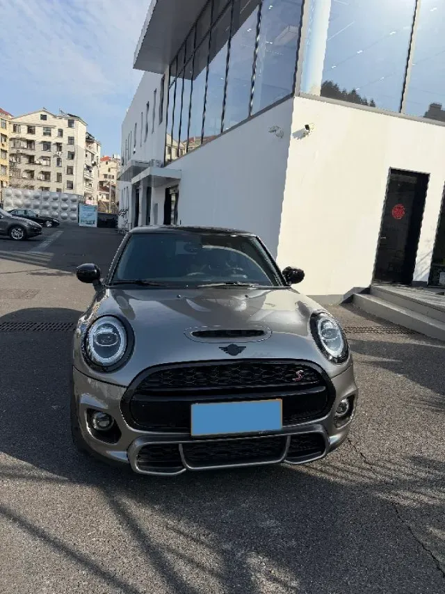 2021 MINI MINI 2.0T 192HP L4 7DCT,autocango,china used car exporter,china ev exporter,chinese used car exporter,chinese used ev exporter