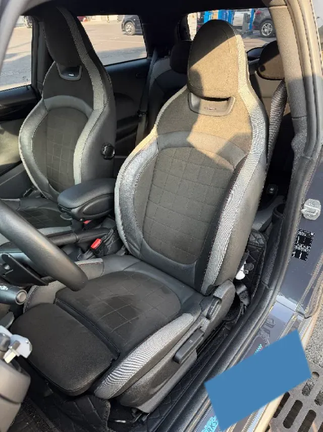 2021 MINI MINI 2.0T 192HP L4 7DCT,autocango,china used car exporter,china ev exporter,chinese used car exporter,chinese used ev exporter