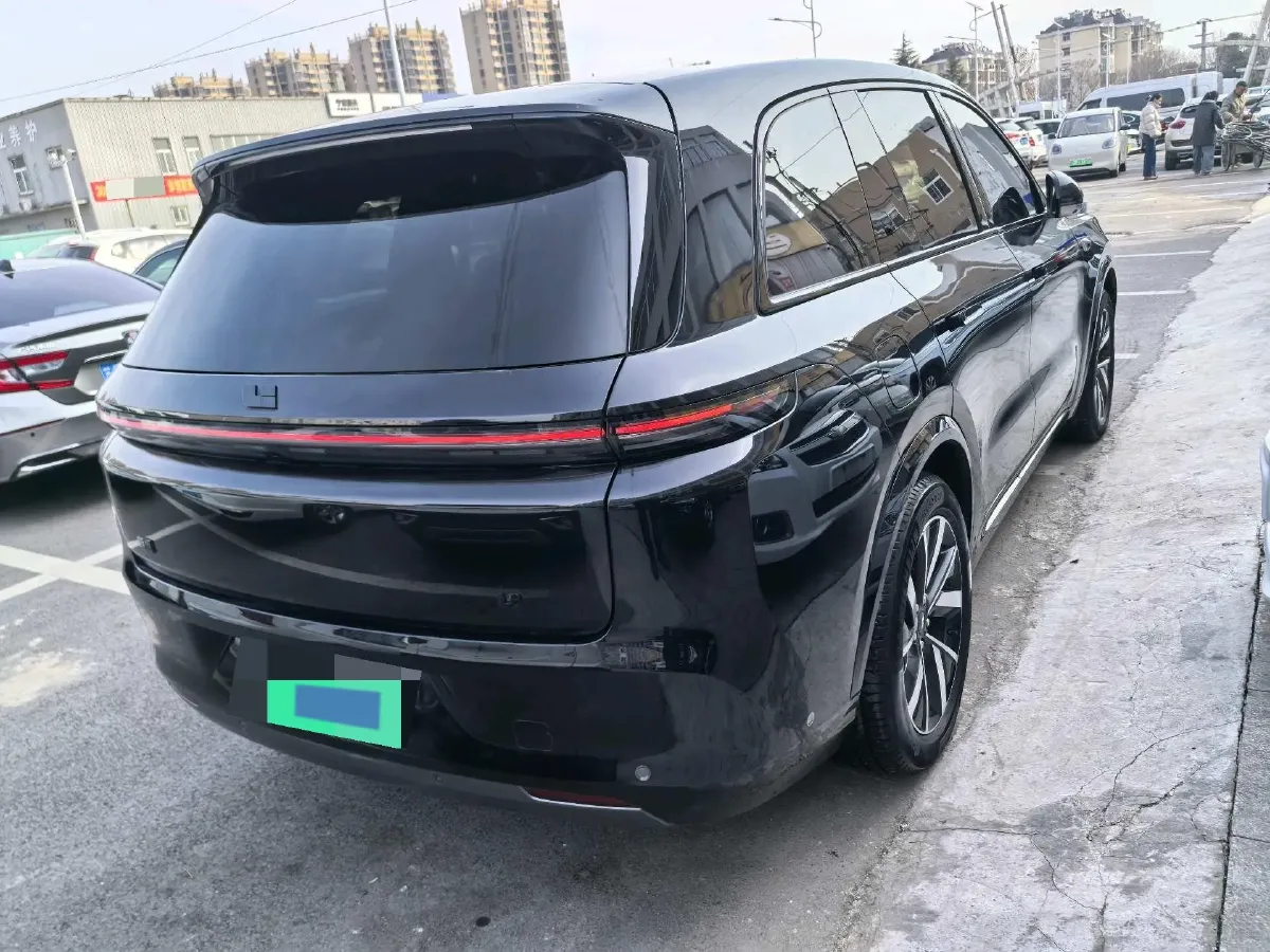 2023 Li L8 Range Extended 154HP REEV 40.9KWH,autocango,china used car exporter,china ev exporter,chinese used car exporter,chinese used ev exporter