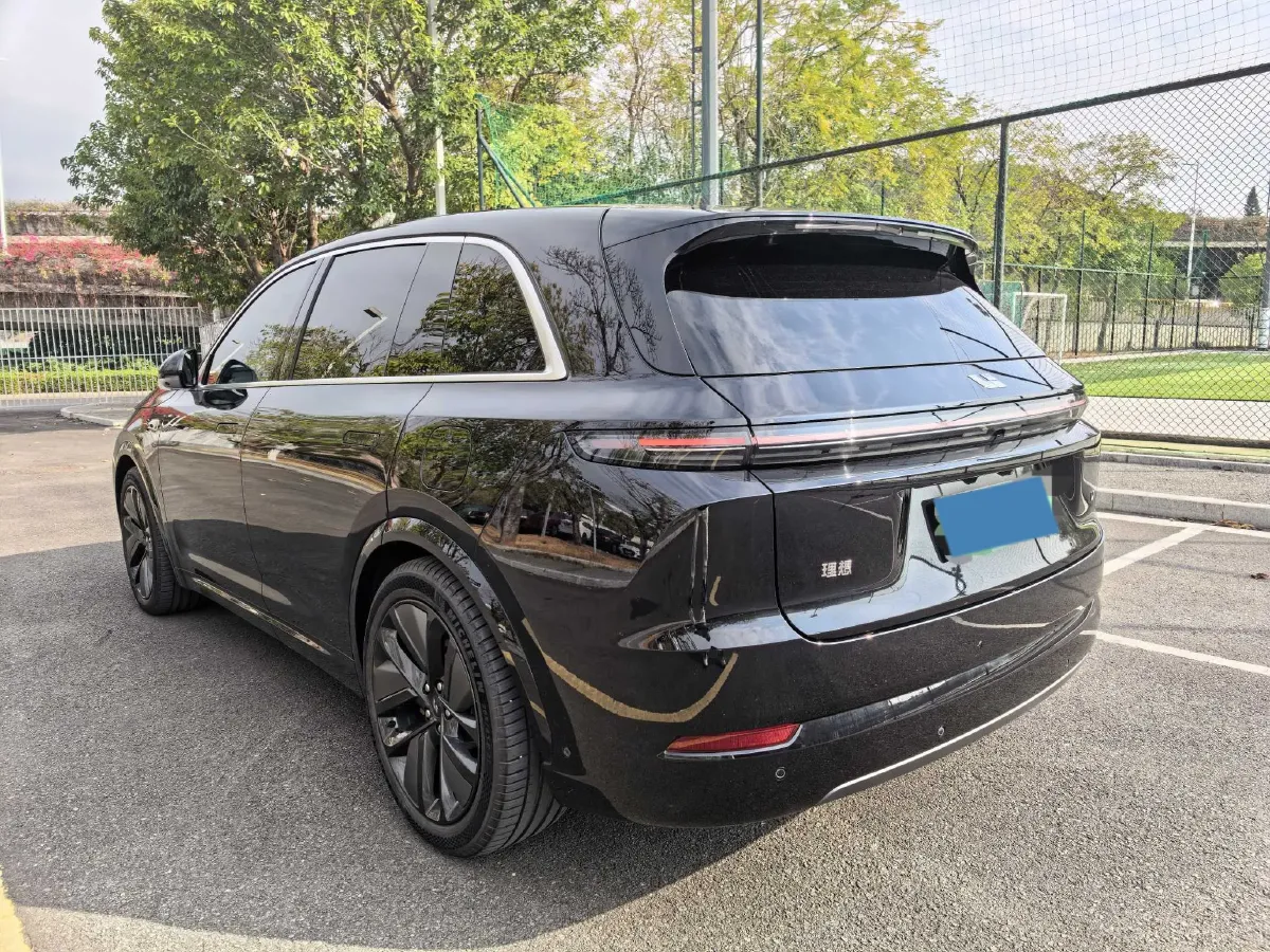 2024 Li L8 Range Extended 154HP REEV 42.8KWH,autocango,china used car exporter,china ev exporter,chinese used car exporter,chinese used ev exporter