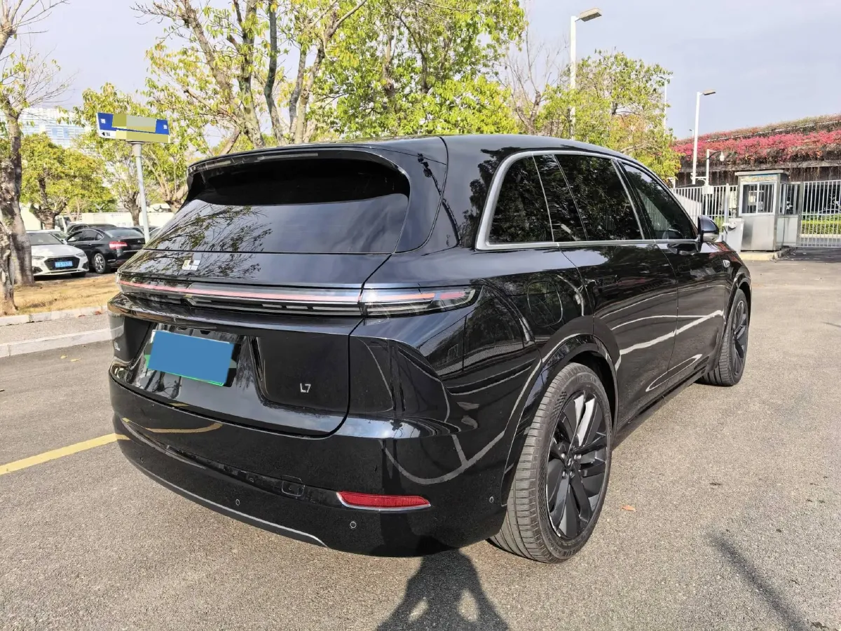 2024 Li L8 Range Extended 154HP REEV 42.8KWH,autocango,china used car exporter,china ev exporter,chinese used car exporter,chinese used ev exporter