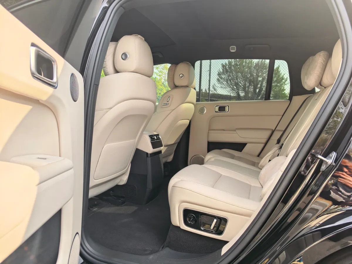 2024 Li L8 Range Extended 154HP REEV 42.8KWH,autocango,china used car exporter,china ev exporter,chinese used car exporter,chinese used ev exporter