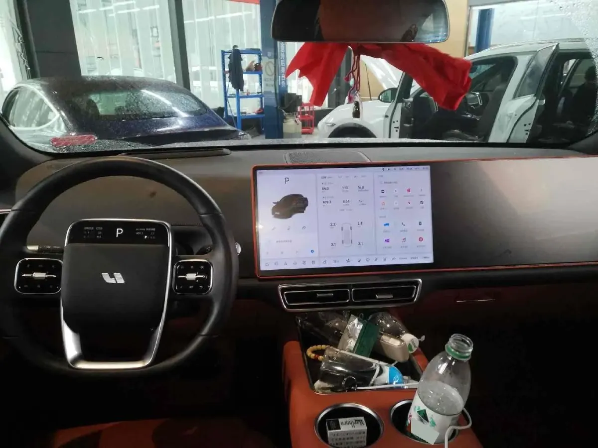 2024 Li L6 Range Extended 154HP L4 REEV 36.8KWH,autocango,china used car exporter,china ev exporter,chinese used car exporter,chinese used ev exporter