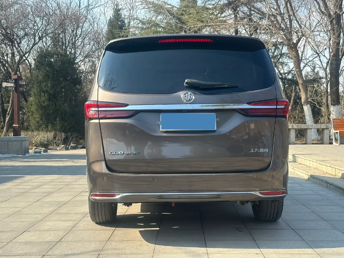 2021 Buick GL8 2.0T 237HP L4 9AT,autocango,china used car exporter,china ev exporter,chinese used car exporter,chinese used ev exporter