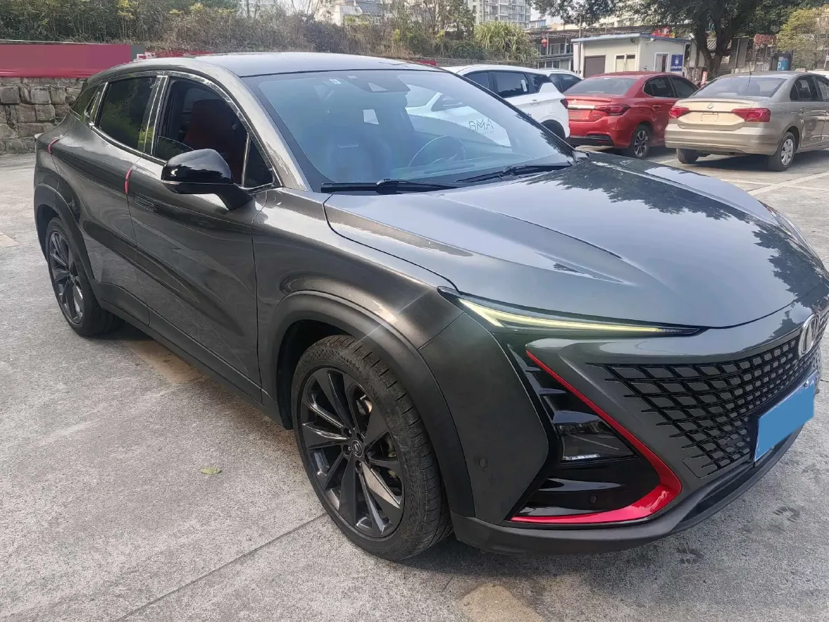 2020 ChangAn UNI-T 1.5T 180HP L4 7DCT,autocango,china used car exporter,china ev exporter,chinese used car exporter,chinese used ev exporter