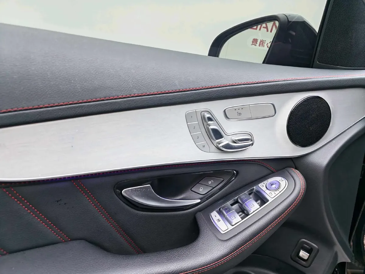 2022 Mercedes-Benz GLC AMG 3.0T 390HP V6 9AT,autocango,china used car exporter,china ev exporter,chinese used car exporter,chinese used ev exporter