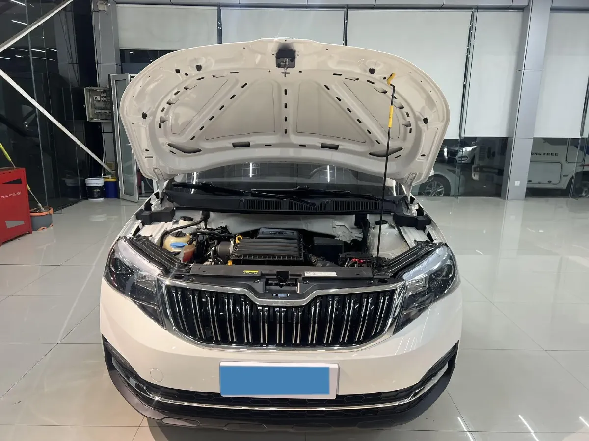 2021 Skoda Kamiq 1.5L 112HP L4 6AT,autocango,china used car exporter,china ev exporter,chinese used car exporter,chinese used ev exporter