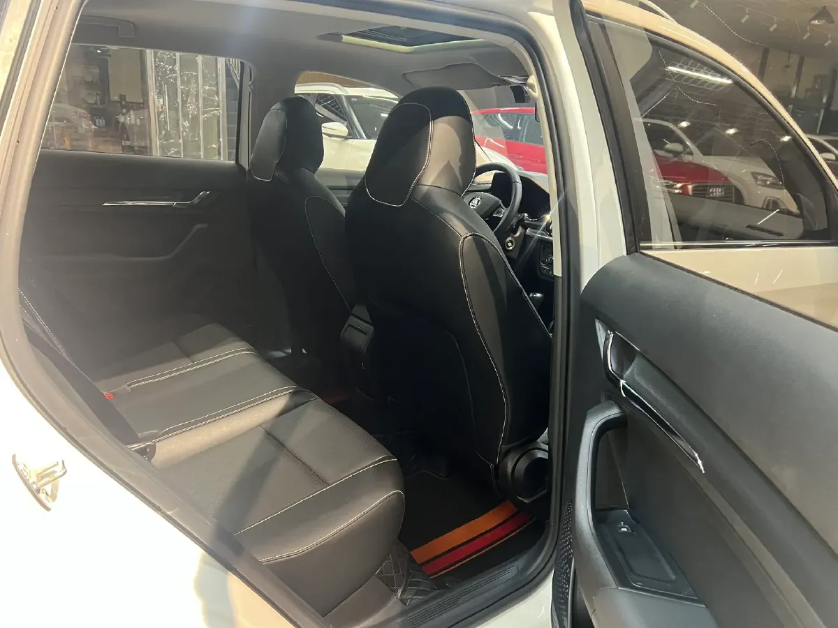 2021 Skoda Kamiq 1.5L 112HP L4 6AT,autocango,china used car exporter,china ev exporter,chinese used car exporter,chinese used ev exporter