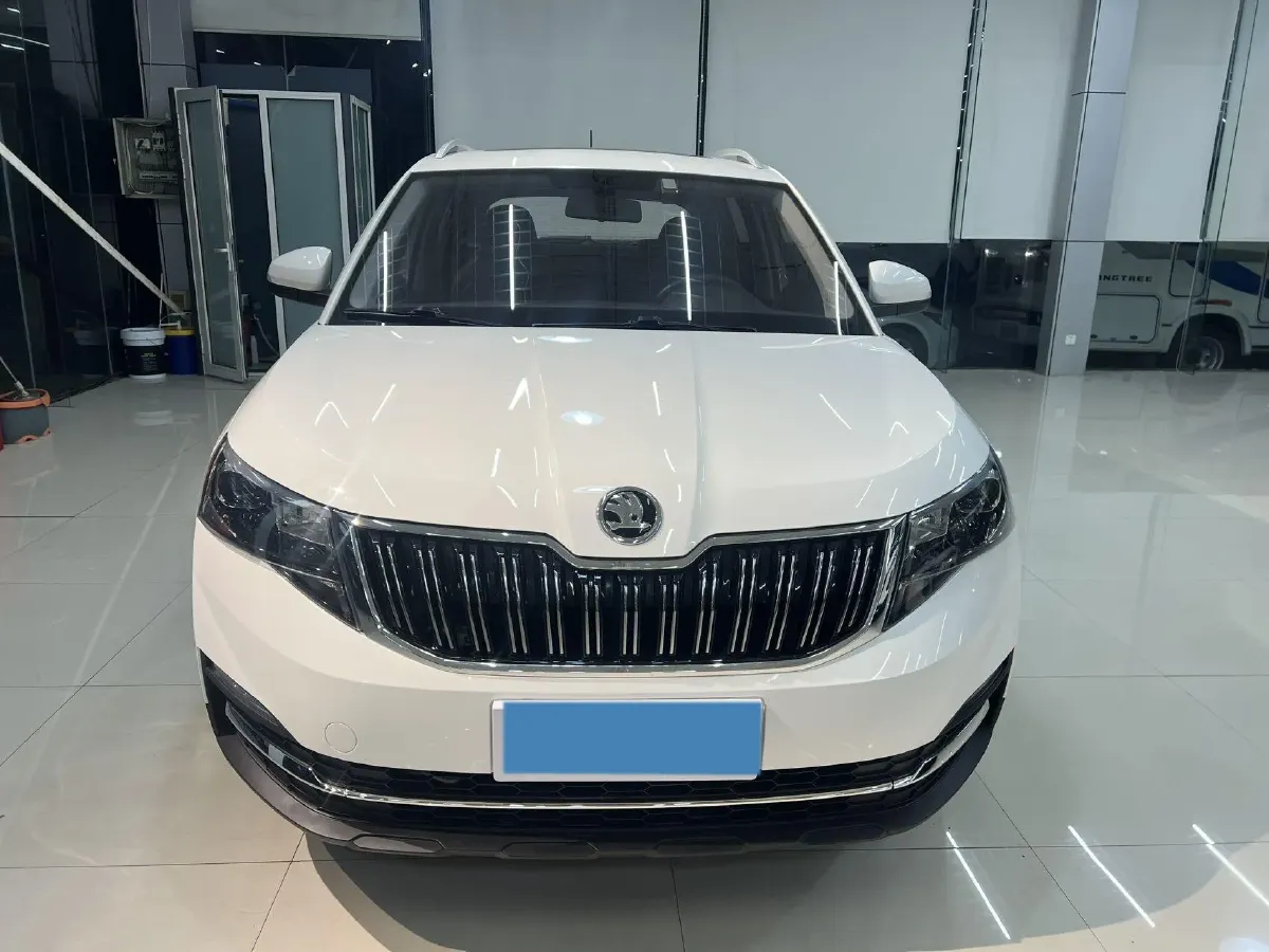2021 Skoda Kamiq 1.5L 112HP L4 6AT,autocango,china used car exporter,china ev exporter,chinese used car exporter,chinese used ev exporter