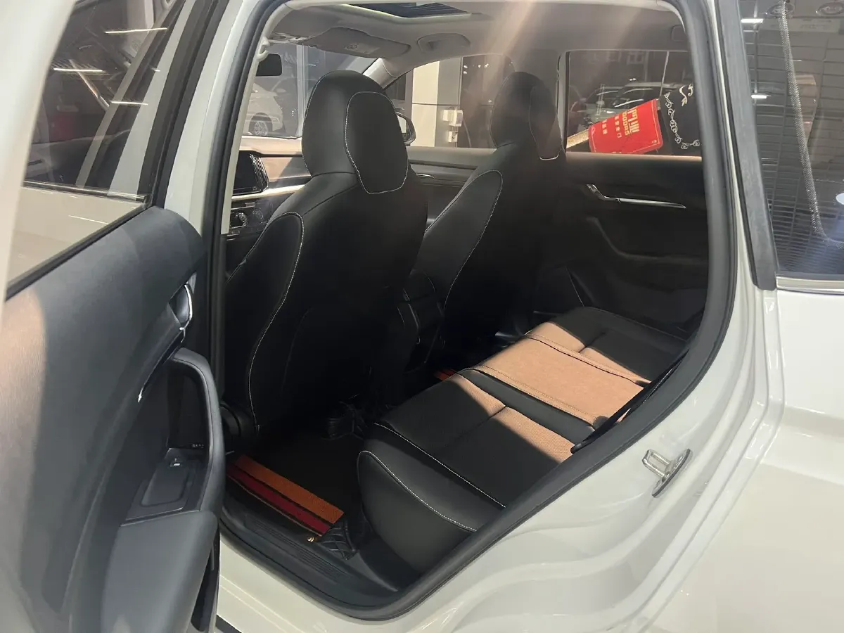 2021 Skoda Kamiq 1.5L 112HP L4 6AT,autocango,china used car exporter,china ev exporter,chinese used car exporter,chinese used ev exporter