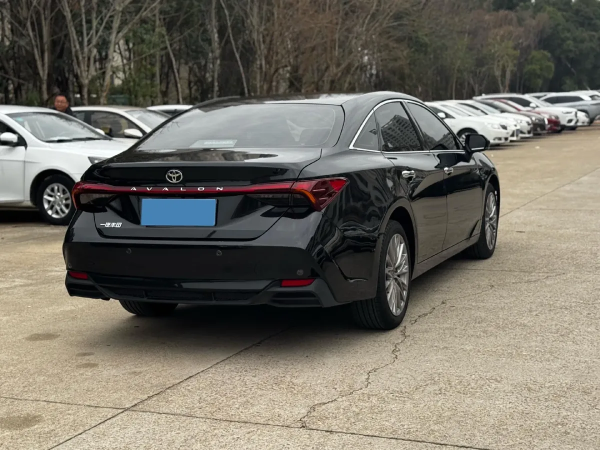 2024 Toyota Avalon 2.0L 173HP L4 CVT,autocango,china used car exporter,china ev exporter,chinese used car exporter,chinese used ev exporter
