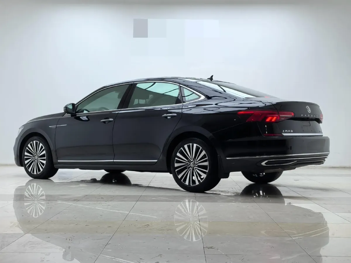 2019 Volvo V40 1.5T 152HP L4 6AT,autocango,china used car exporter,china ev exporter,chinese used car exporter,chinese used ev exporter