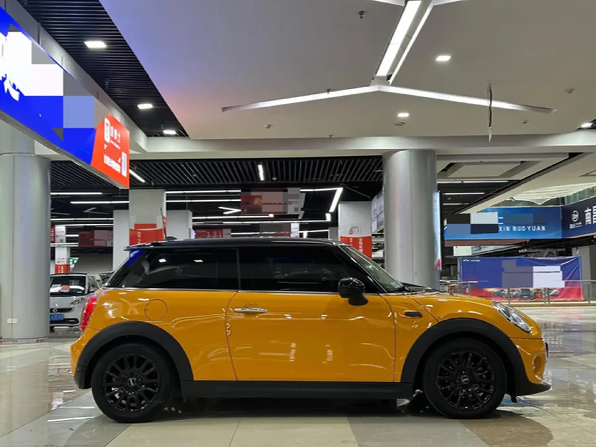 2016 MINI MINI 1.5T 136HP L3 6AT,autocango,china used car exporter,china ev exporter,chinese used car exporter,chinese used ev exporter