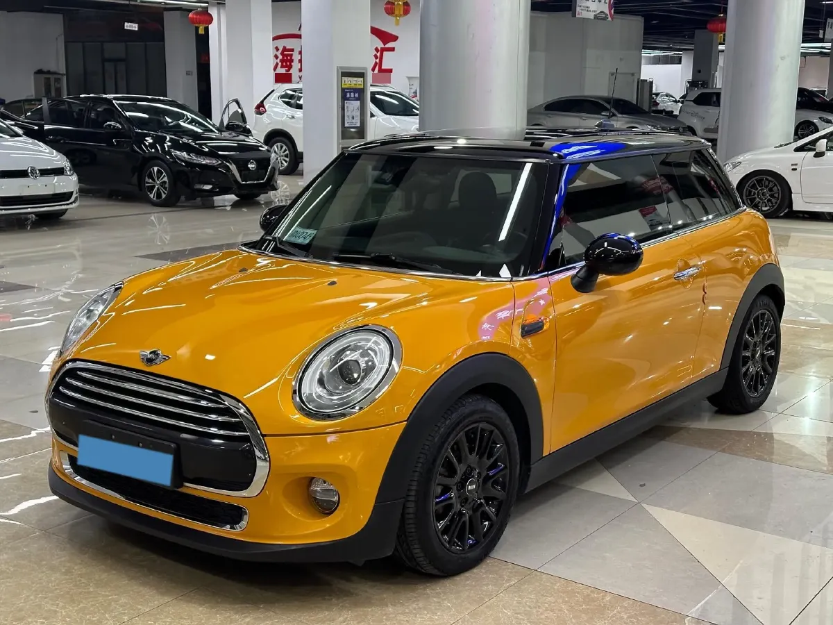 2016 MINI MINI 1.5T 136HP L3 6AT,autocango,china used car exporter,china ev exporter,chinese used car exporter,chinese used ev exporter