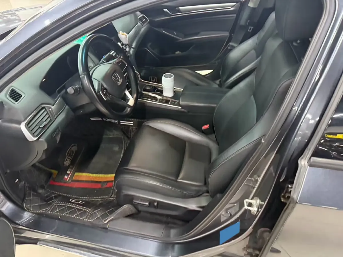 2022 Honda Accord 1.5T 194HP L4 CVT,autocango,china used car exporter,china ev exporter,chinese used car exporter,chinese used ev exporter