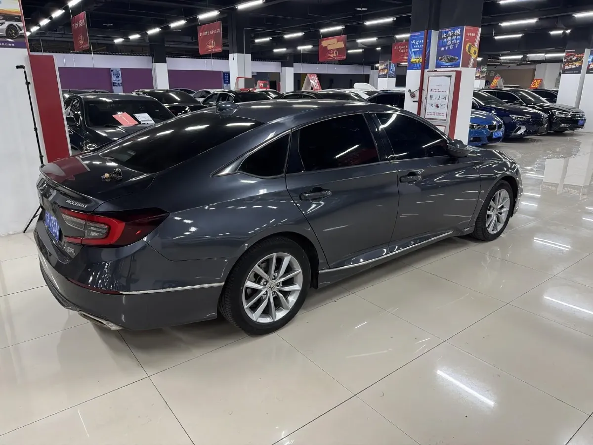 2022 Honda Accord 1.5T 194HP L4 CVT,autocango,china used car exporter,china ev exporter,chinese used car exporter,chinese used ev exporter
