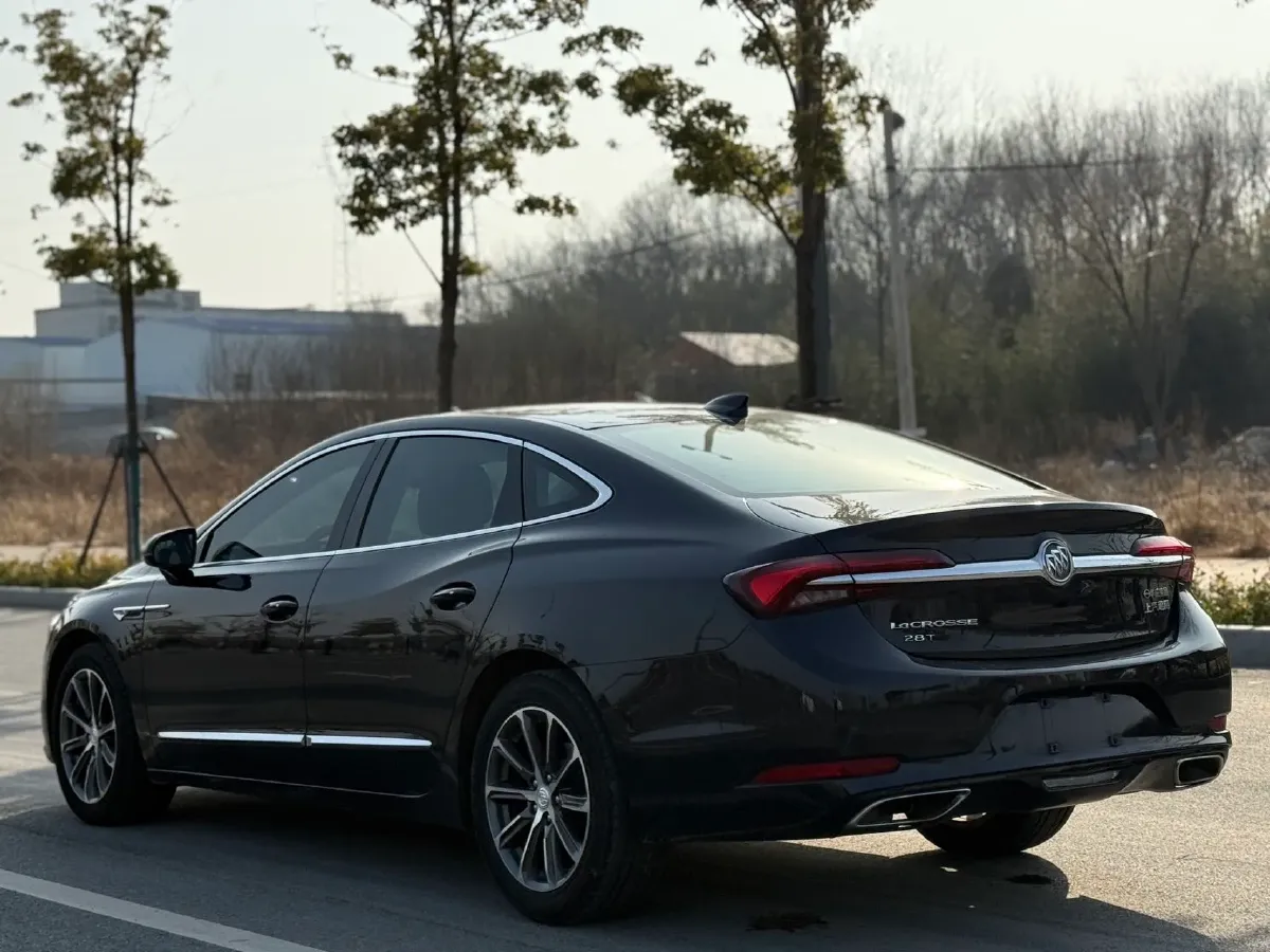 2019 Buick Larcosse 2.0T 241HP L4 9AT,autocango,china used car exporter,china ev exporter,chinese used car exporter,chinese used ev exporter