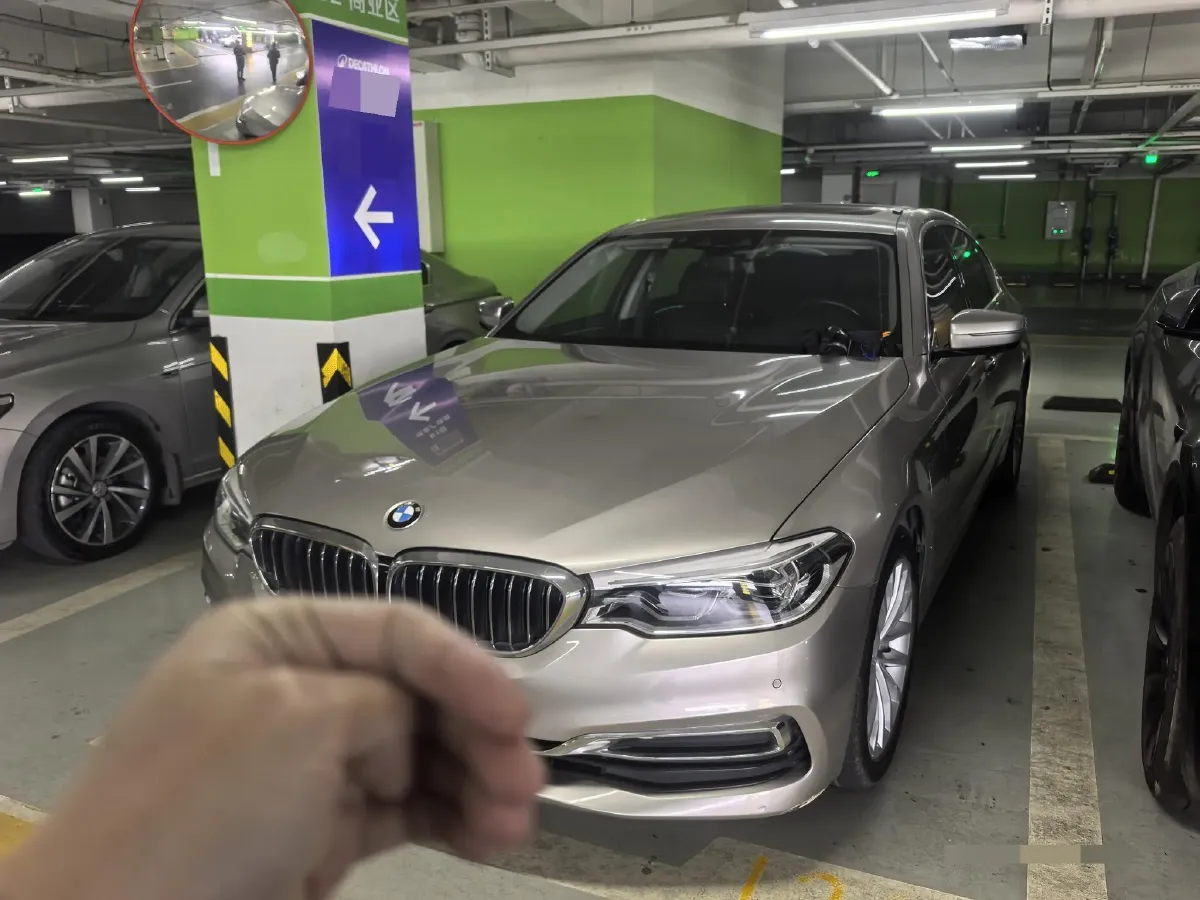 2019 BMW 5 Series 2.0T 184HP L4 8AT PHEV 13KWH,autocango,china used car exporter,china ev exporter,chinese used car exporter,chinese used ev exporter