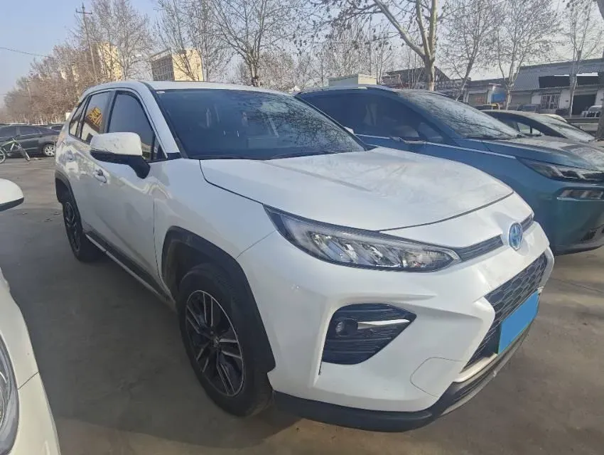2021 Toyota Wildlander 2.5L 180HP L4 E-CVT PHEV 15.984KWH,autocango,china used car exporter,china ev exporter,chinese used car exporter,chinese used ev exporter
