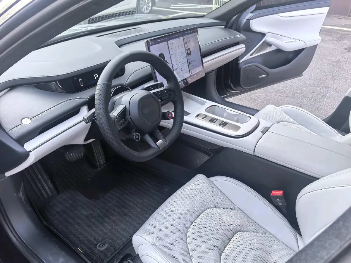 2024 MI SU7 BEV 73.6KWH,autocango,china used car exporter,china ev exporter,chinese used car exporter,chinese used ev exporter