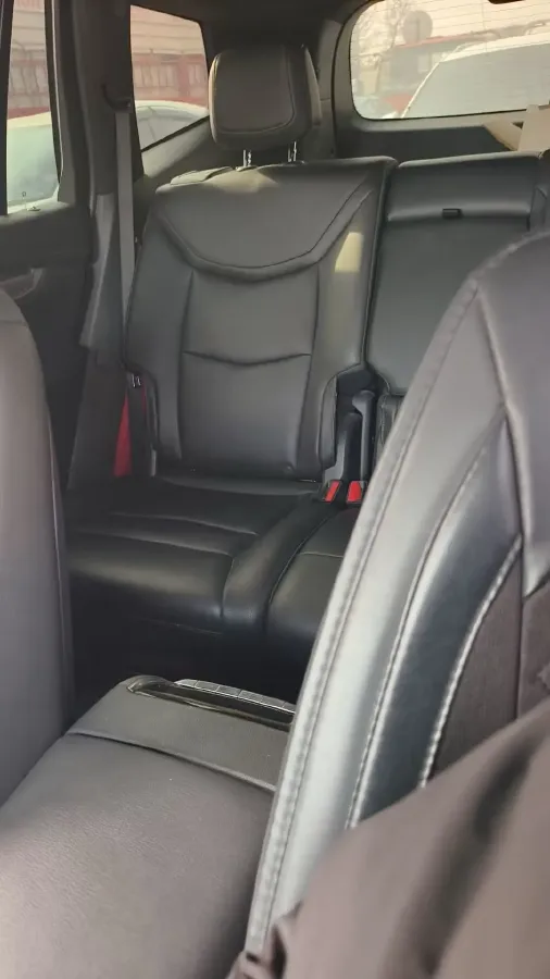 2021 Cadillac XT6 2.0T 237HP L4 9AT,autocango,china used car exporter,china ev exporter,chinese used car exporter,chinese used ev exporter