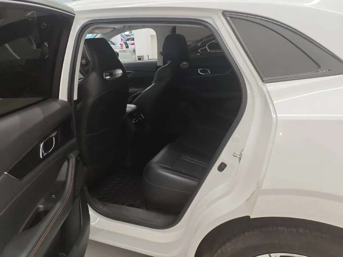 2021 ChangAn UNI-K 2.0T 233HP L4 8AT,autocango,china used car exporter,china ev exporter,chinese used car exporter,chinese used ev exporter