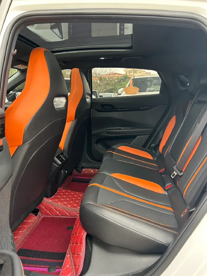 2024 ChangAn UNI-V 1.5T 188HP L4 7DCT,autocango,china used car exporter,china ev exporter,chinese used car exporter,chinese used ev exporter