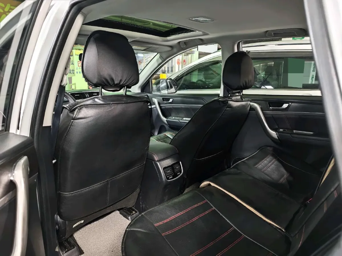 2019 Haval M6 1.5T 150HP L4 6MT,autocango,china used car exporter,china ev exporter,chinese used car exporter,chinese used ev exporter