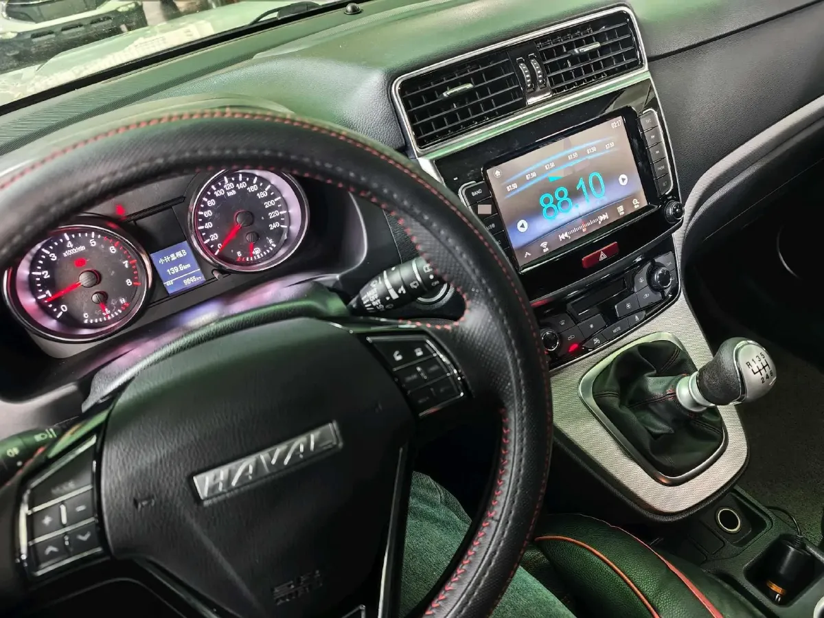 2019 Haval M6 1.5T 150HP L4 6MT,autocango,china used car exporter,china ev exporter,chinese used car exporter,chinese used ev exporter