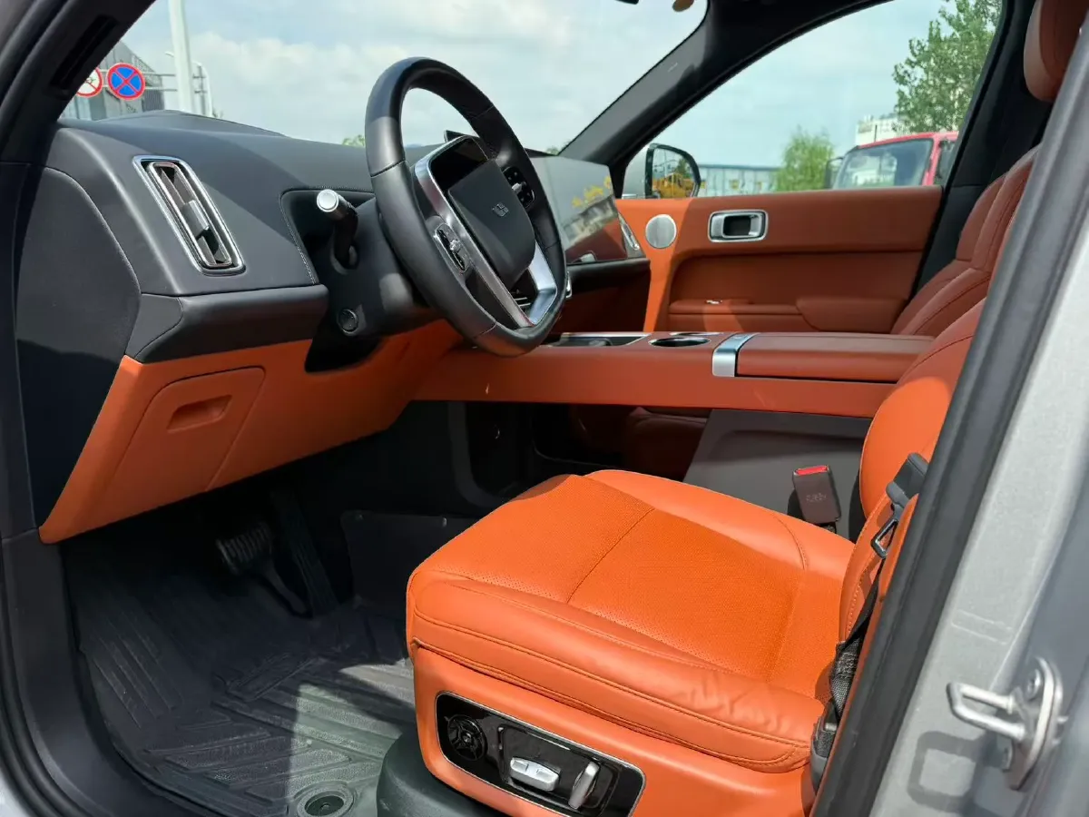 2022 Li L9 Range Extended 154HP REEV 42.6KWH,autocango,china used car exporter,china ev exporter,chinese used car exporter,chinese used ev exporter