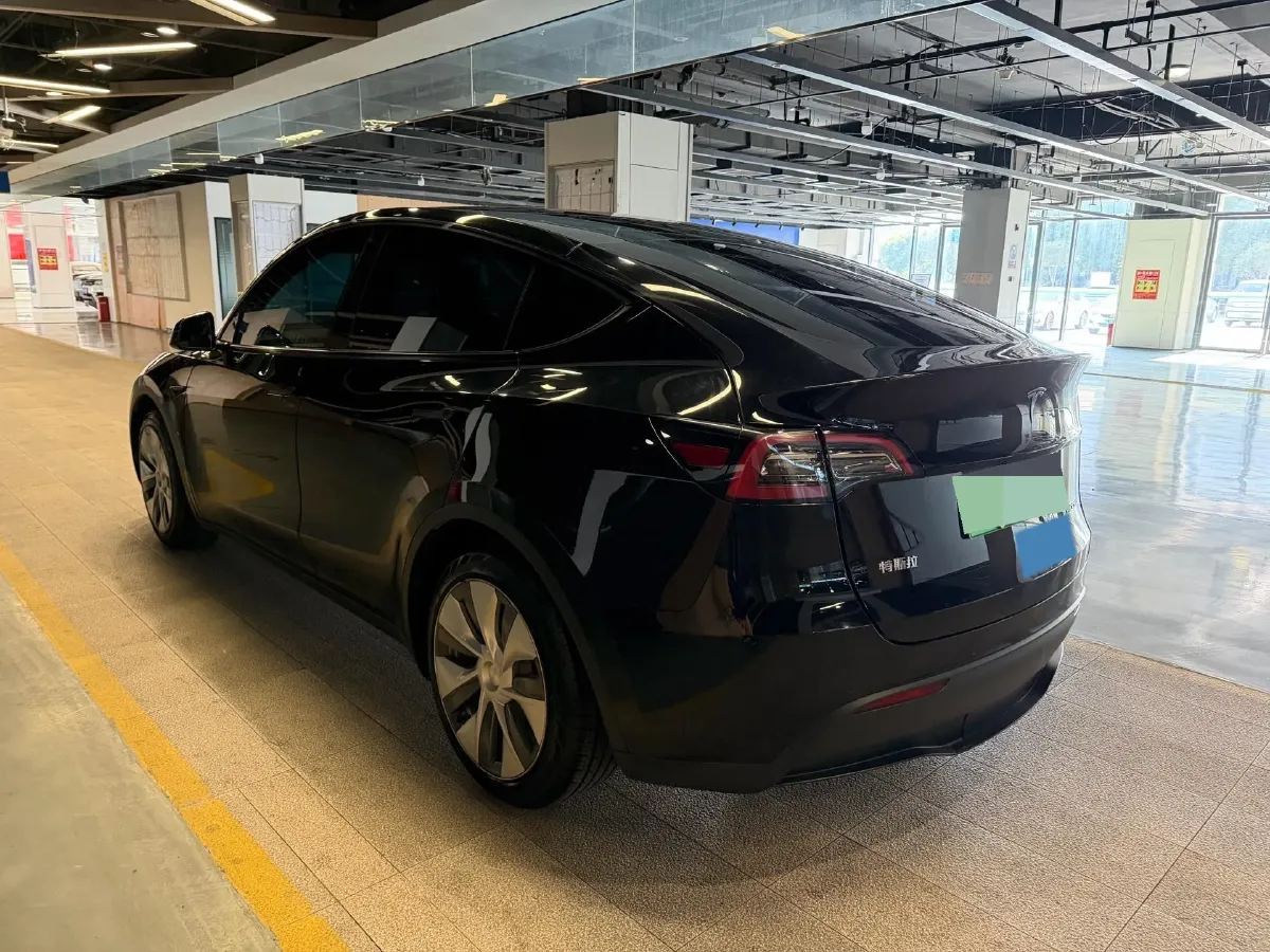 2022 Tesla Model Y BEV 60KWH,autocango,china used car exporter,china ev exporter,chinese used car exporter,chinese used ev exporter