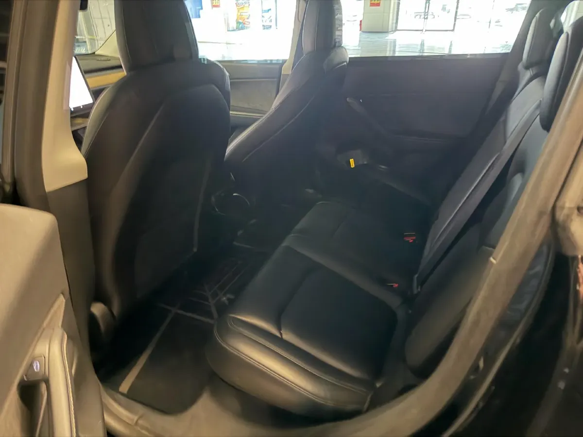 2022 Tesla Model Y BEV 60KWH,autocango,china used car exporter,china ev exporter,chinese used car exporter,chinese used ev exporter