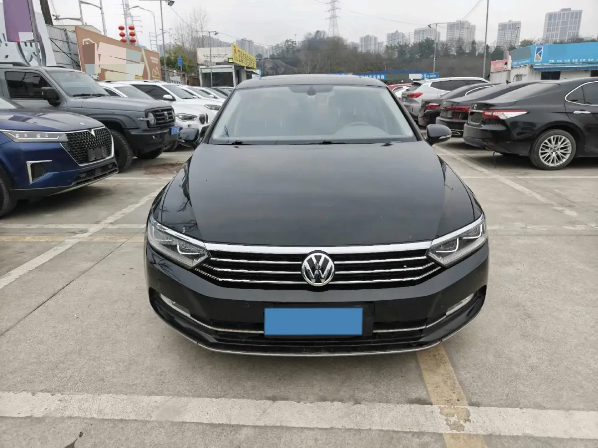 2019 Volkswagen Magotan 2.0T 186HP L4 7DCT,autocango,china used car exporter,china ev exporter,chinese used car exporter,chinese used ev exporter