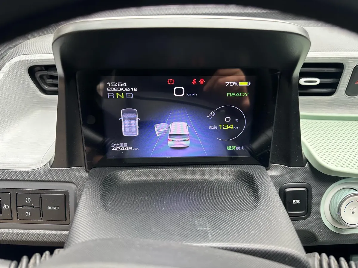 2021 WuLing HongGuang MINI EV BEV 13.9KWH,autocango,china used car exporter,china ev exporter,chinese used car exporter,chinese used ev exporter