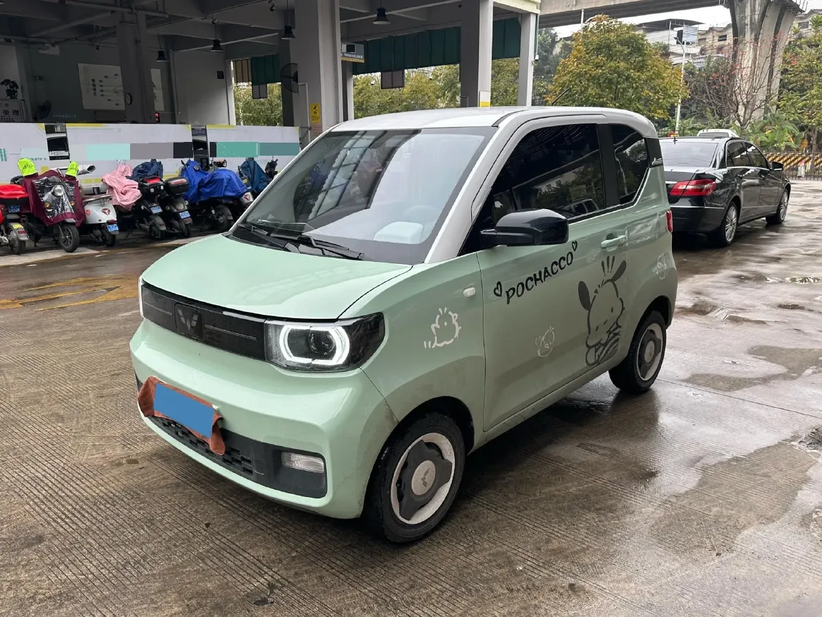 2021 WuLing HongGuang MINI EV BEV 13.9KWH,autocango,china used car exporter,china ev exporter,chinese used car exporter,chinese used ev exporter