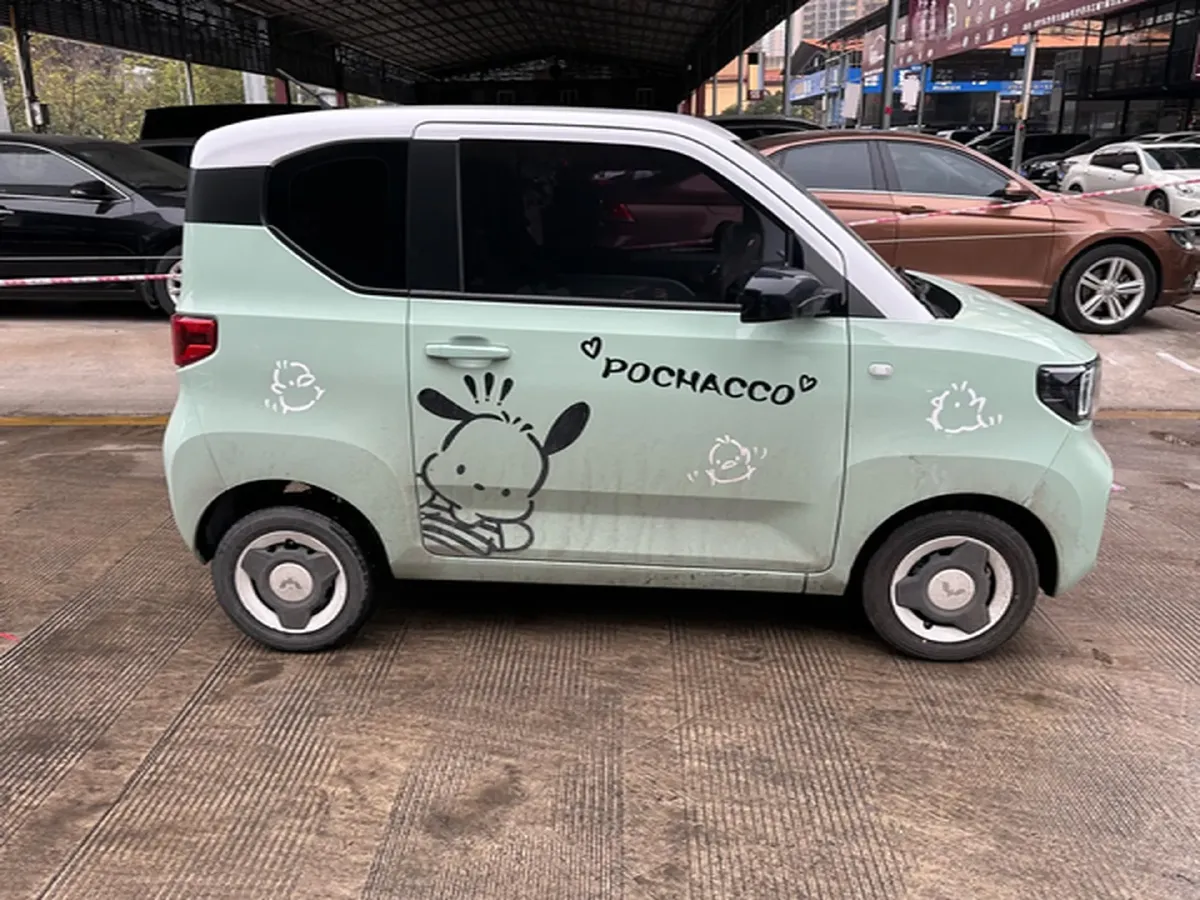 2021 WuLing HongGuang MINI EV BEV 13.9KWH,autocango,china used car exporter,china ev exporter,chinese used car exporter,chinese used ev exporter