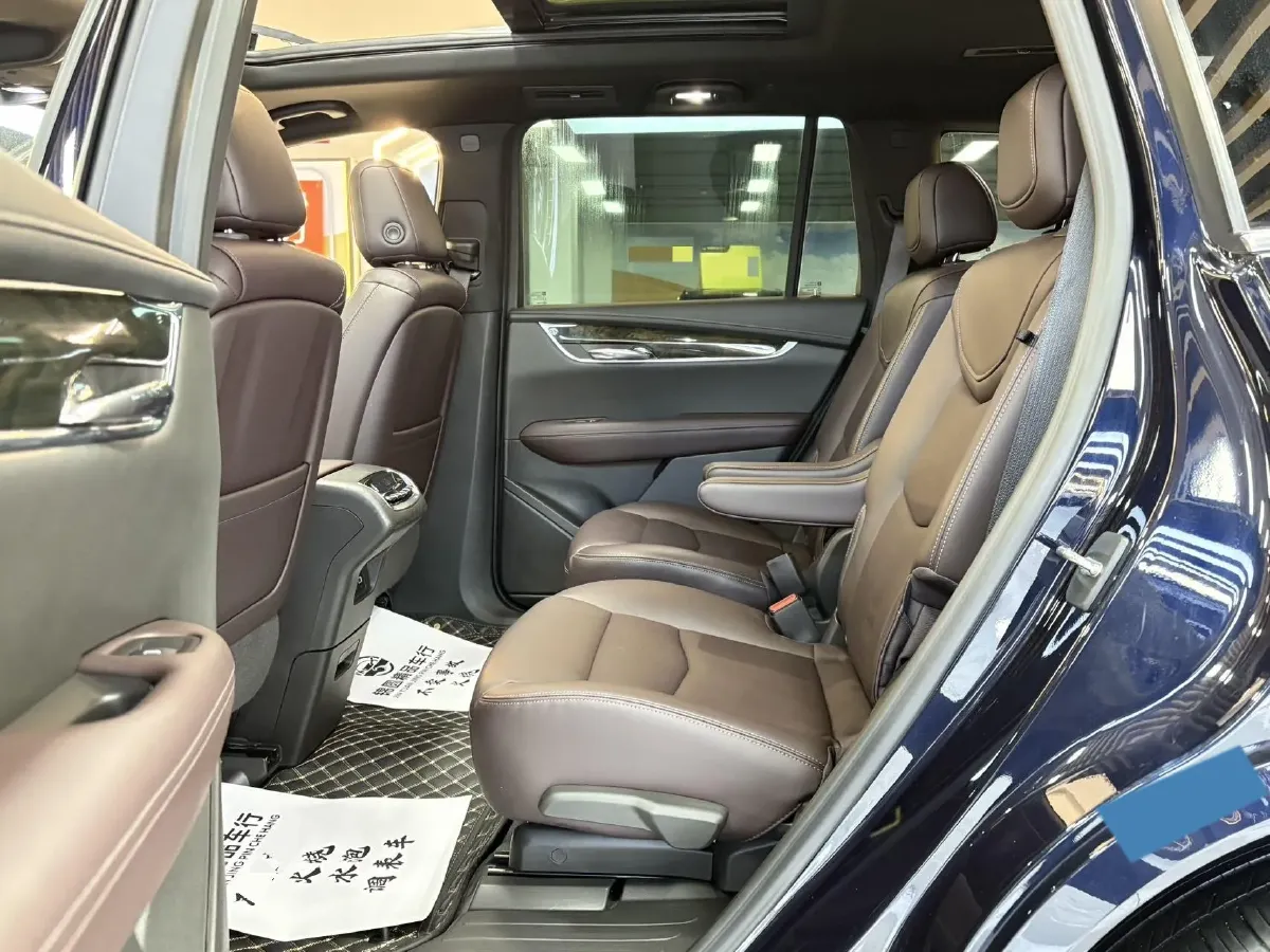 2021 Cadillac XT6 2.0T 237HP L4 9AT,autocango,china used car exporter,china ev exporter,chinese used car exporter,chinese used ev exporter