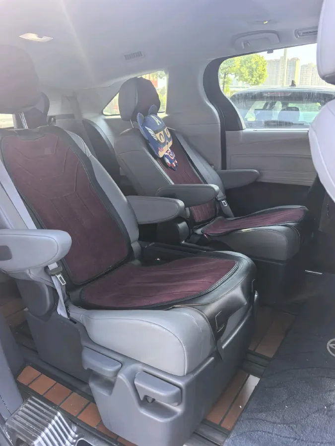 2023 Toyota Granvia 2.5L 189HP L4 E-CVT Hybrid,autocango,china used car exporter,china ev exporter,chinese used car exporter,chinese used ev exporter