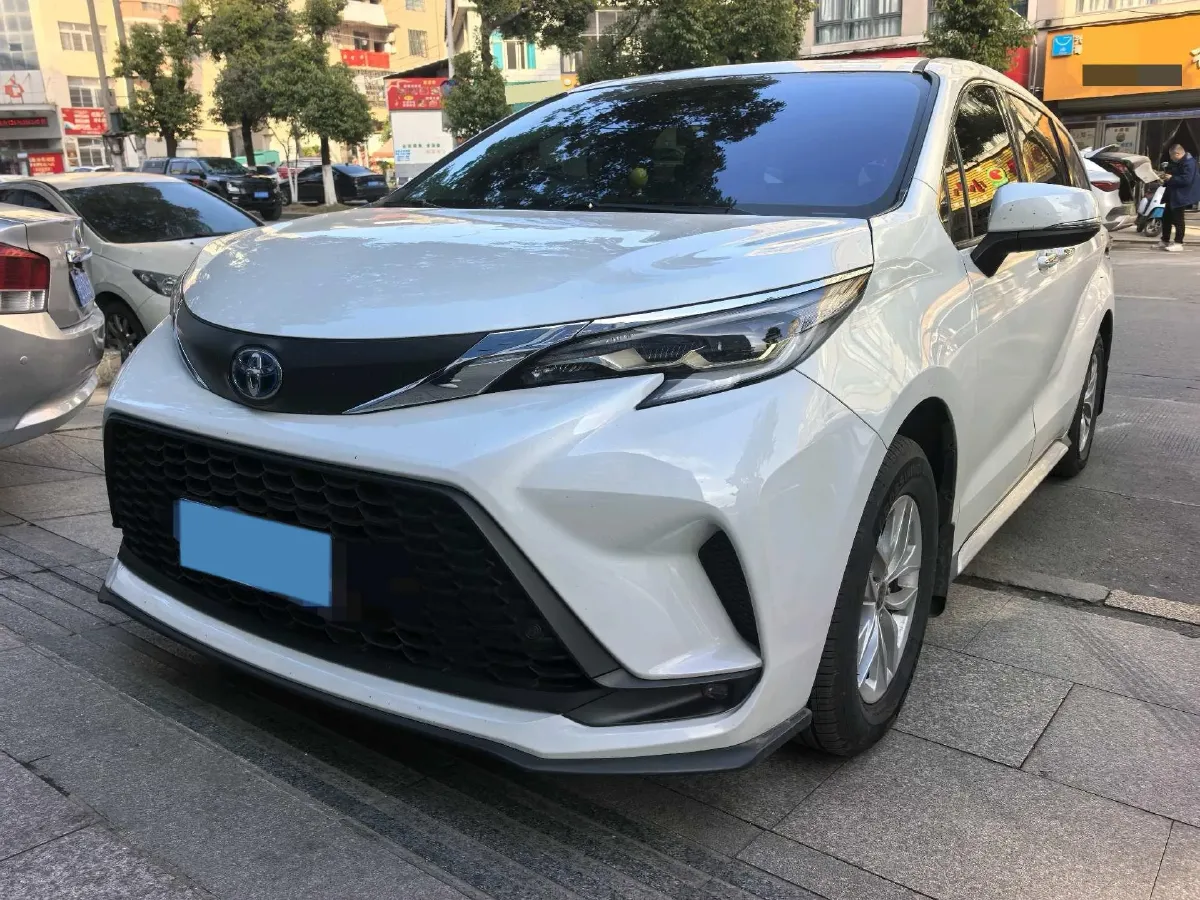 2023 Toyota Granvia 2.5L 189HP L4 E-CVT Hybrid,autocango,china used car exporter,china ev exporter,chinese used car exporter,chinese used ev exporter