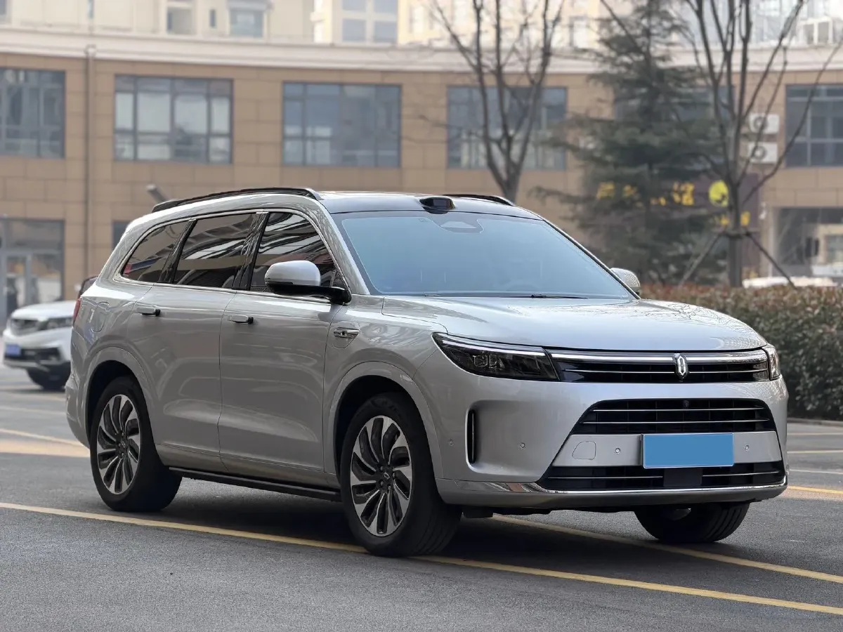 2024 AITO AITO M7 1.5T 152HP L4 REEV 40KWH,autocango,china used car exporter,china ev exporter,chinese used car exporter,chinese used ev exporter