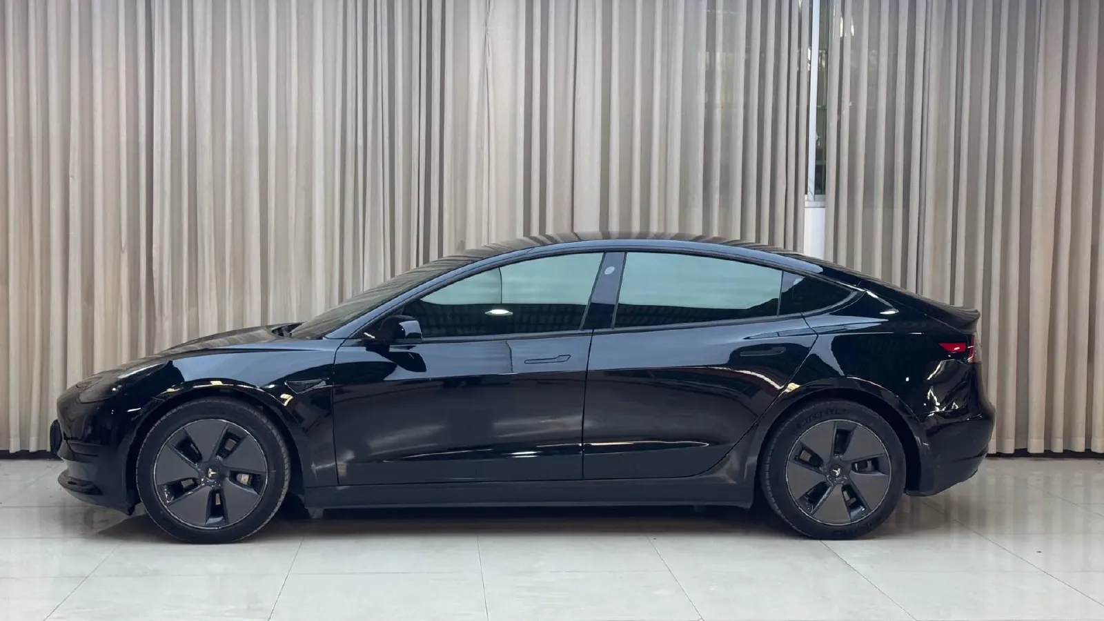 2021 Tesla Model 3 BEV 55KWH,autocango,china used car exporter,china ev exporter,chinese used car exporter,chinese used ev exporter