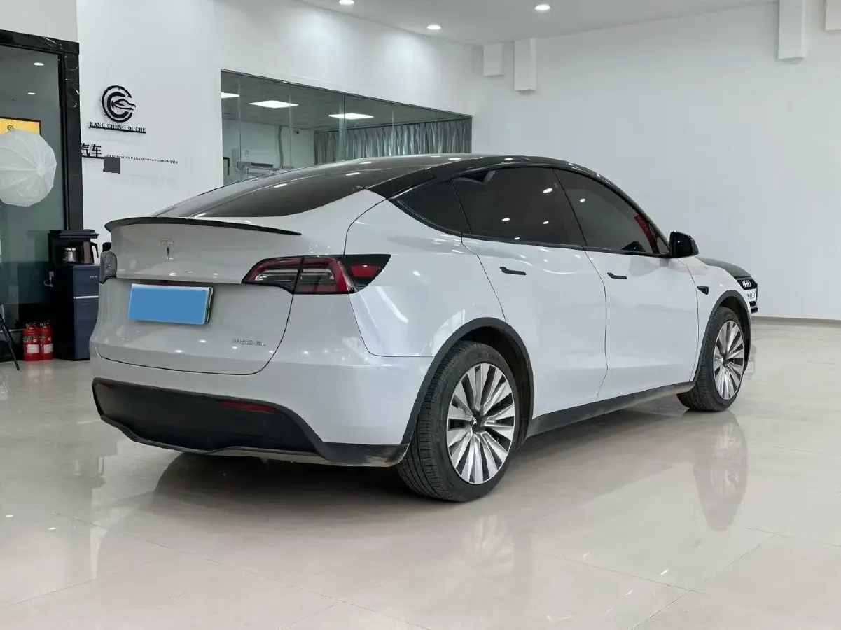 2022 Tesla Model Y BEV 60KWH,autocango,china used car exporter,china ev exporter,chinese used car exporter,chinese used ev exporter